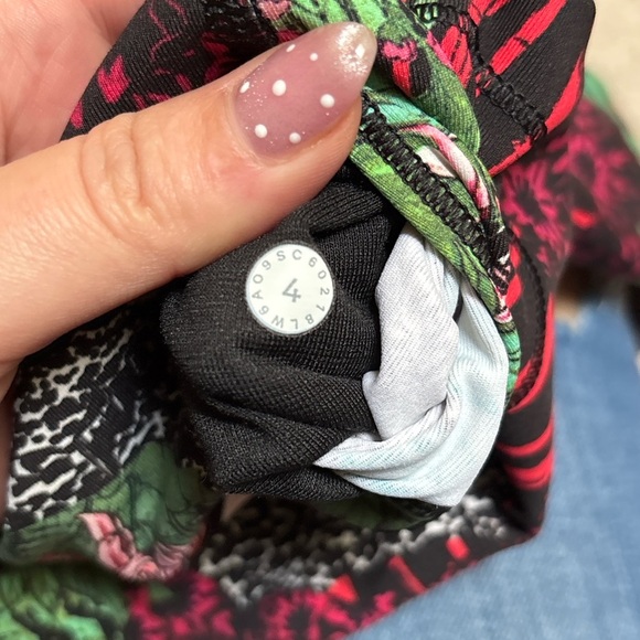 NWOT Lululemon Wunder Under Hi-Rise 1/2Tight “Zen Garden Multi” – Size 4 - Picture 4 of 4